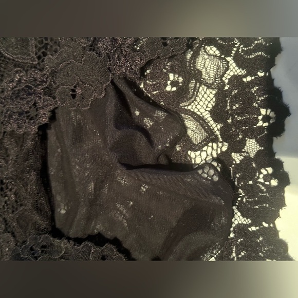 Josie Natori lace sleeveless tank - Picture 3 of 4